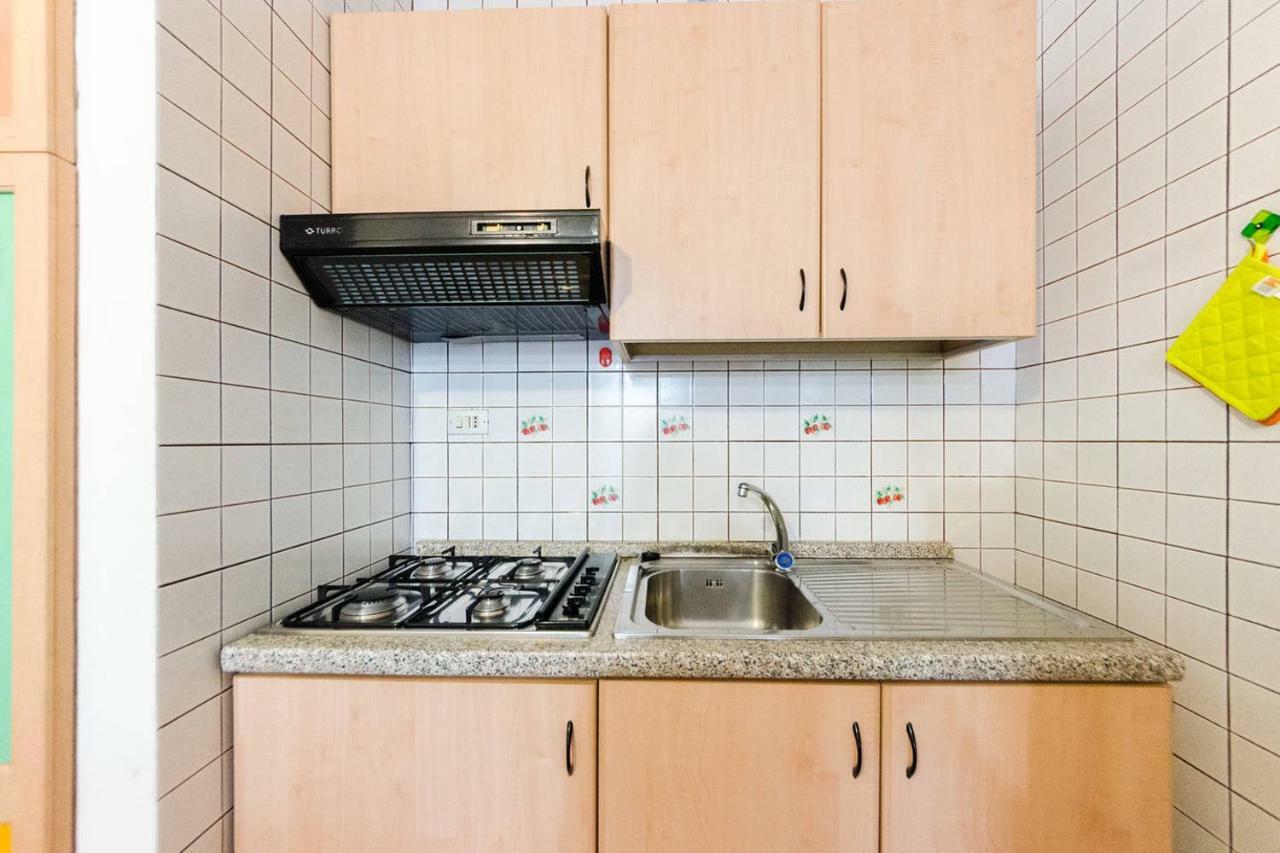 Casa Vacanze Pas ซานตา เตเรซา กัลลูรา ภายนอก รูปภาพ